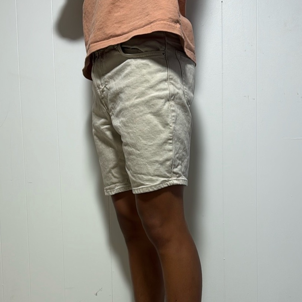 Zara khaki shorts